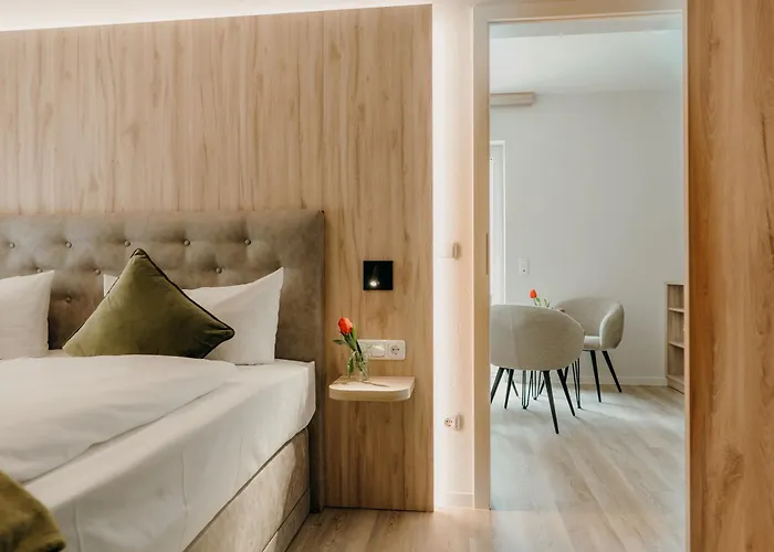 Friedrichshof 4* اوبرتروباخ