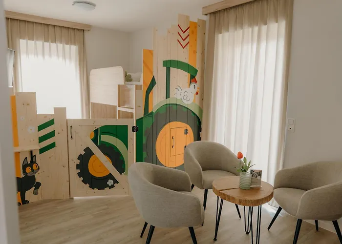 بيت ضيافة Friedrichshof 4*