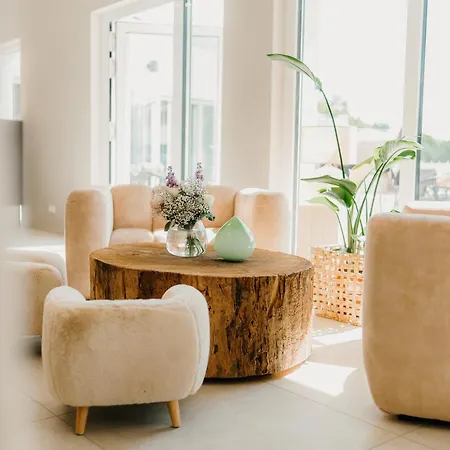 Friedrichshof ゲストハウス オーバートルバッハ